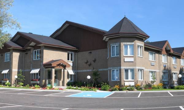 Hôtel & Suites Normandin Lévis
