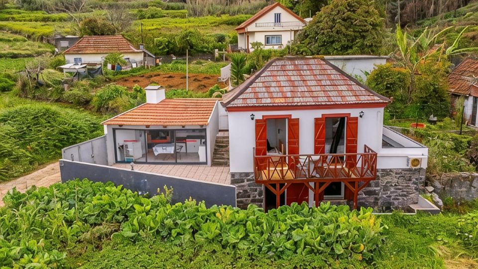 Moniz Ocean Escape | BBQ | Near Porto Moniz Pools