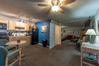 Driftwood Suite at Lake Sometimes