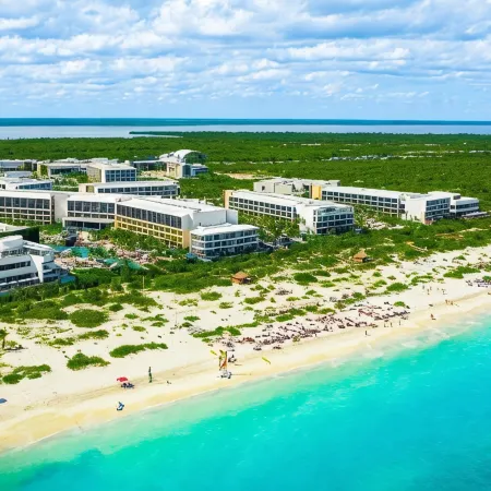 Family Selection at Grand Palladium Select Costa Mujeres - All Inclusive