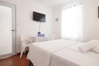 R&V Combate Beach House for 12 with Private Pool