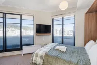 1BR Studio in Te Aro - City Lookout - 3-Star