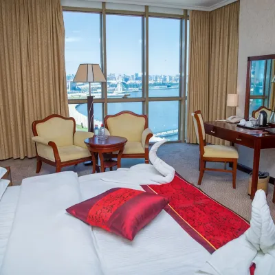 Golden Coast Hotel Hotels near Flag Square