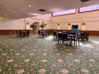 Northern Lodge Hotel - parking