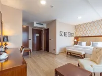Xenon Hotel & Spa Hotels near فوشتوفاز