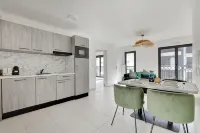 Elegant Appt - 2BDR/6P - Near Paris & La Défense