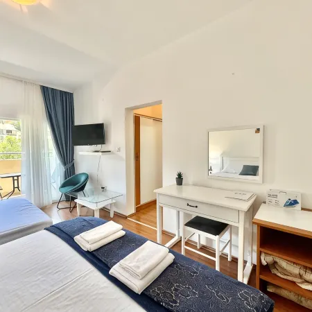 FOR-A Apartmani
