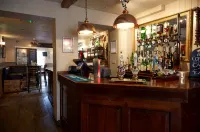 The Woburn - bar