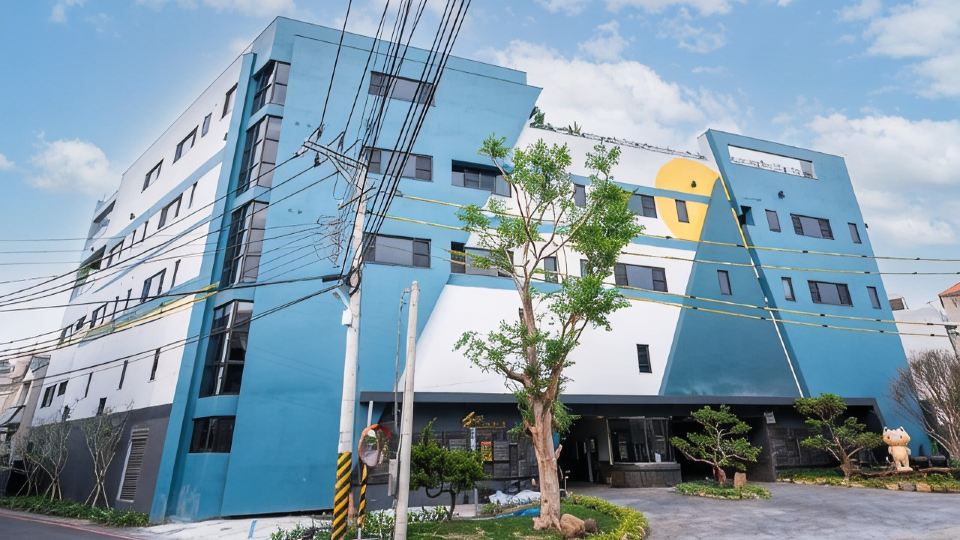 HO FENG MI YUEH MOTEL