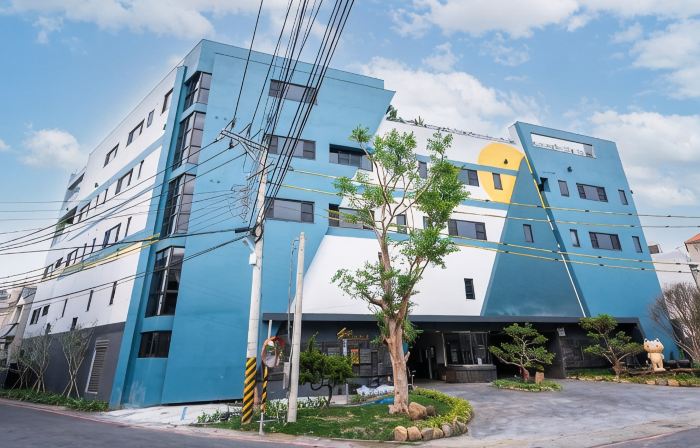 HO FENG MI YUEH MOTEL