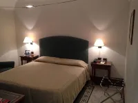 Hotel Flora