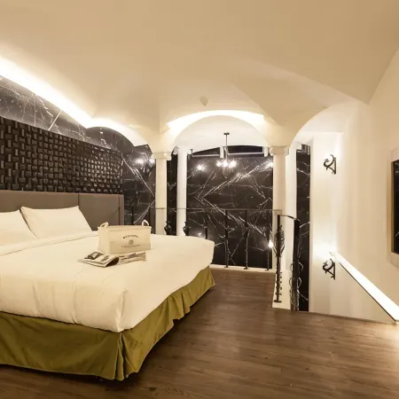 Ya-Nold Hot Spring Hotel