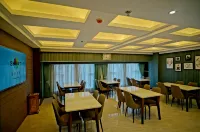 椰海瑞景飯店（漯河新瑪特店） - 景觀