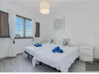 Apartamento con vistas al mar Hotels in Comarca Norte