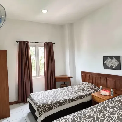 Prima Dini Hotel Bukittinggi Hotels near Jam Gadang Clock Tower