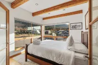 Alaska Slopes | Hot Tub, Gym & Guest House