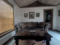 Charming studio in fabulous Dresden with WiFi, AC, on horse property
