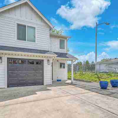Seaside Riverfront Escape • HotTub • Walk to Beach Hotel Exterior