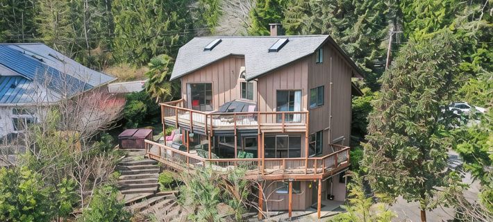 Hood Canal Retreat w/ Hot Tub, Game Room & Stunning Views Hotels in Mason County