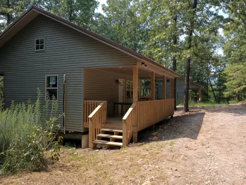 Sugar Pine CabinsHummingbird Cabin