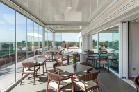 Helios Hotel