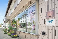 MOLA Apartments-Spacious apartment in Wetter up to 6 p., XXL couch, parking, WLAN