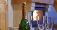 Cosy private chalet at the foot of the slopes, Oz, Alpe d'Huez ski area