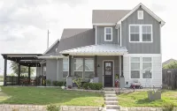 Multi-Family Home!