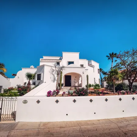 Mexican Hacienda, Stunning Views, Infinity Pool, & Meditation Gardens