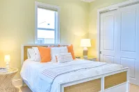 Sanibel Spacious Lakefront Retreat, Steps to Scenic Shores,Shelling and Fishing - 3 stjerner
