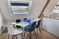 Cozy apartment in the city center, 2 steps from the beaches - Stove - Garage