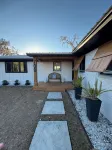 Welcome to our home! Lakefront Living, Where Beautiful Sunsets are unforgettable - 4-Star
