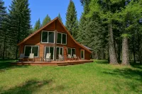 Tranquil Dog-Friendly Lake Cabin