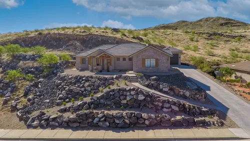 New Custom Suite Near Zion Park and Sand Hollow