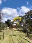 Loft Haven at Girraween Full house 1 bedroom with queen bed near National Parks
