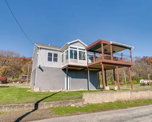 Charming Escape in Grafton! Hotels in Jersey County