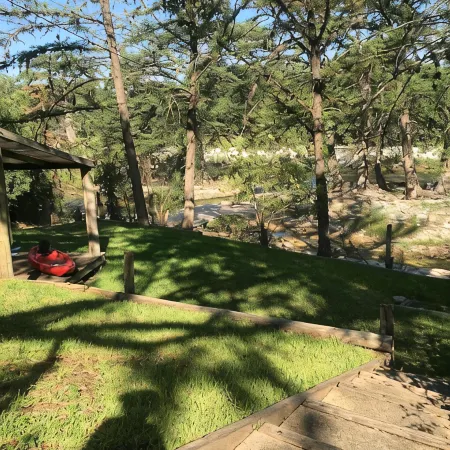 A perfect family vacation on the Frio River.