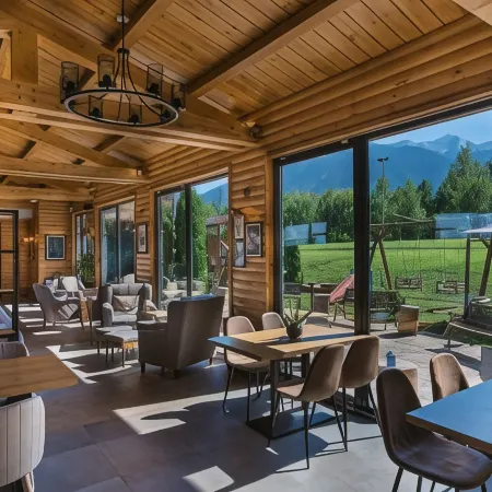 CORNELIA DELUXE RESIDENCE