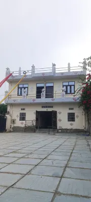Hotel Kukas Palace