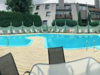 Chalet Mont-Sainte-Anne Hotels in Beaupre