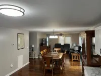 3 bedroom home quiet neighborhood close to trails - WiFi