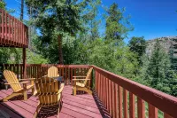 Gorgeous, quiet cabin close to Summerhaven - Hytter