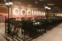 SK Premium Park at World Square Mall - petit déjeuner