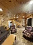 Beautiful Scenic River Cabin just 1/2 mile from Current River! - Chalets