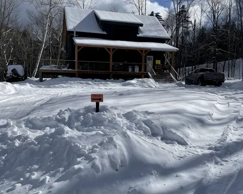 Ski house less than one mile from Sugarbush! Hotels in Fayston
