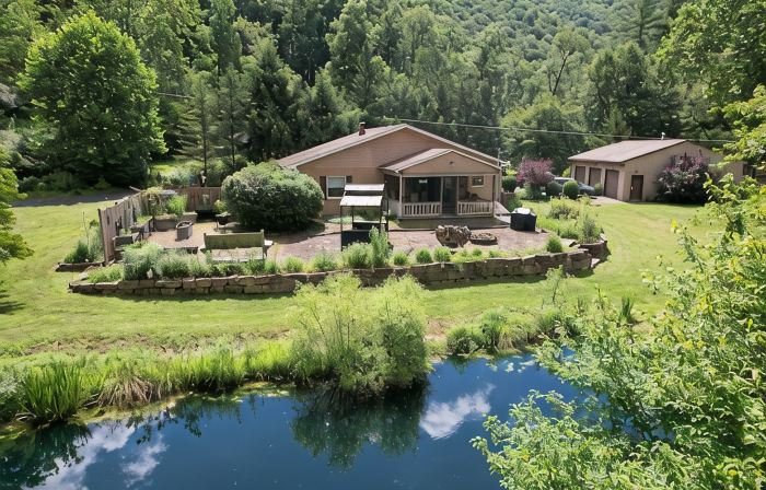 Private 2 Bedroom located in the heart of the PA Wilds & Dark Skies viewing area