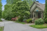 FIREFLY LODGE TRILLIUM 3 bed 3 bath in TRILLIUM Links & Lake, Cashiers, NC - Fitnessstudio