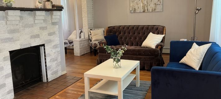 3-Bedroom Apt Near Prov College & Downtown Providence Hotels in Providence