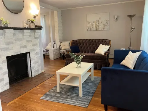 3-Bedroom Apt Near Prov College & Downtown Providence - 3-نجوم
