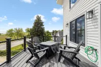 Modern Beach House Serenity -  Privatzimmer